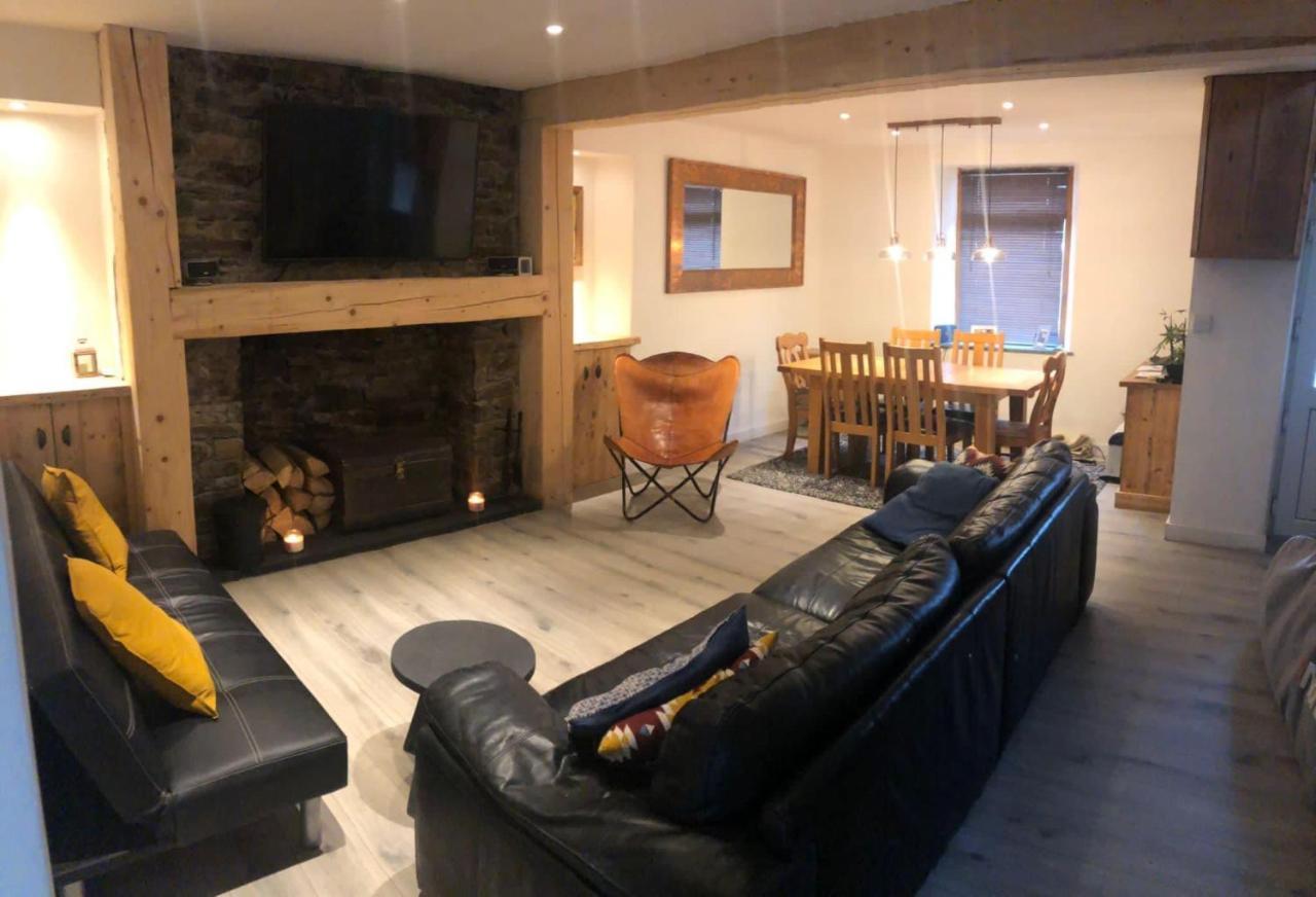 Clydach Cottages 래넬리 외부 사진