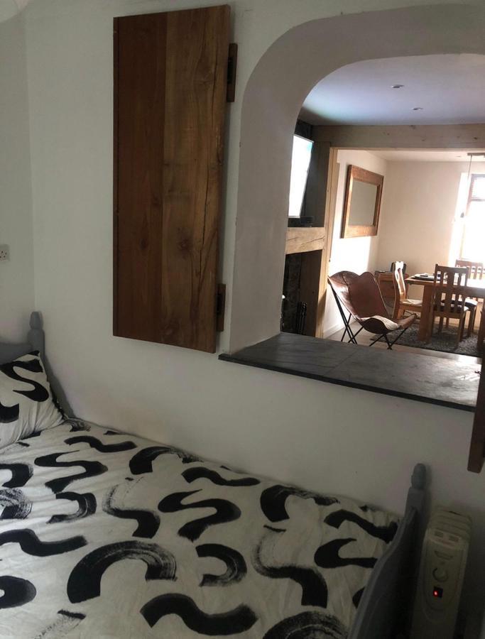 Clydach Cottages 래넬리 외부 사진